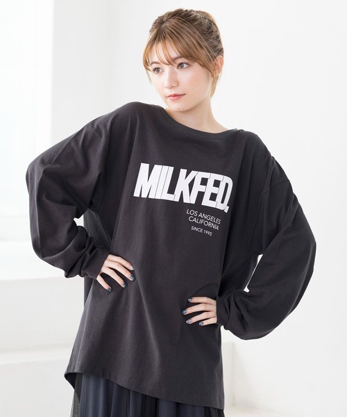 MILKFED.(ミルクフェド)の「BACK SLIT LOGO TOP(Tシャツ/カットソー・レディース・ホワイト/チャコール/ベージュ・ONE SIZE)」の3枚目の写真