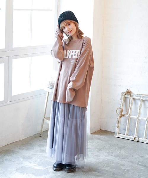 MILKFED.(ミルクフェド)の「BACK SLIT LOGO TOP(Tシャツ/カットソー・レディース・ホワイト/チャコール/ベージュ・ONE SIZE)」の19枚目の写真
