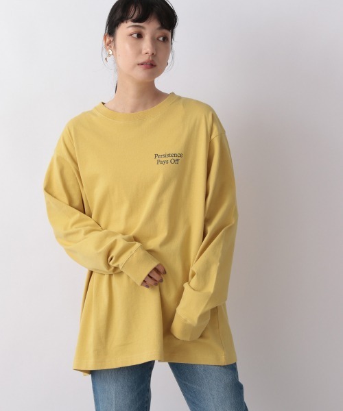 LOWRYS FARM（ローリーズファーム）の「ロゴＴシャツロングスリーブ　214920（Tシャツ/カットソー・レディース・ブラック/オフホワイト/ピンク/イエロー・FREE）」の4枚目の写真