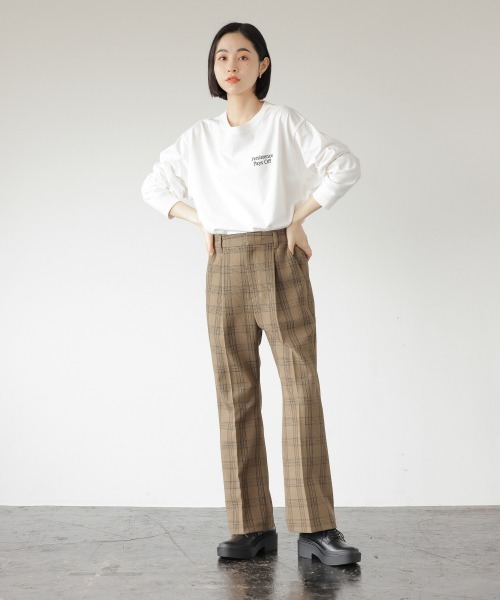 LOWRYS FARM（ローリーズファーム）の「ロゴＴシャツロングスリーブ　214920（Tシャツ/カットソー・レディース・ブラック/オフホワイト/ピンク/イエロー・FREE）」の17枚目の写真