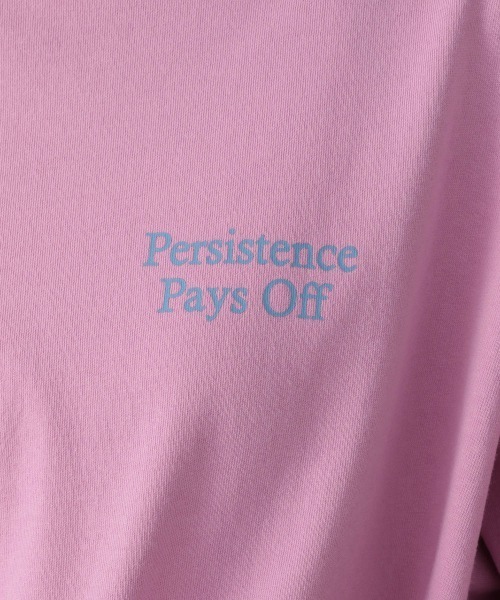 LOWRYS FARM（ローリーズファーム）の「ロゴＴシャツロングスリーブ　214920（Tシャツ/カットソー・レディース・ブラック/オフホワイト/ピンク/イエロー・FREE）」の6枚目の写真