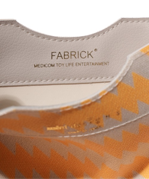 mintdesigns(ミントデザインズ)の「SACOCHE / サコッシュ(ショルダーバッグ・レディース・オレンジ・MEDIUM)」の12枚目の写真