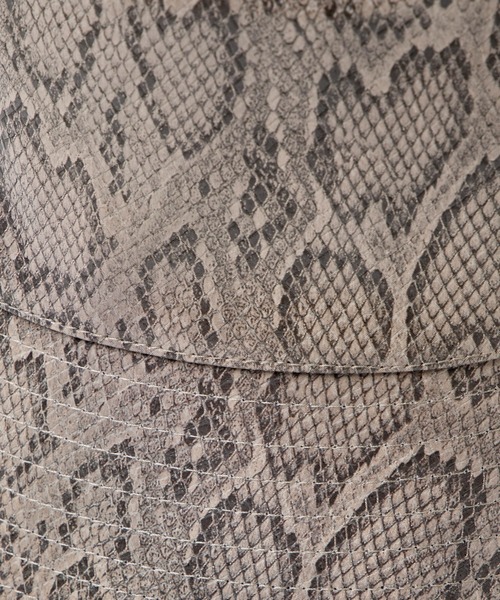 WEGO(ウィゴー)の「WEGO/フェイクレザーリバーシブルバケットハット(ハット・レディース・ブラック/オフホワイト/その他1/その他2・FREE)」の9枚目の写真