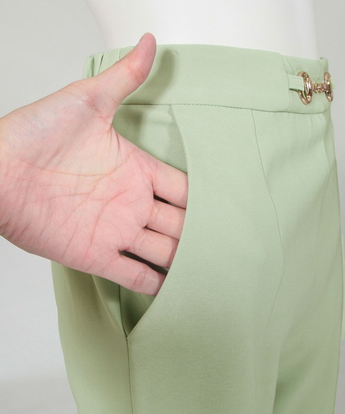 Julia Boutique（ジュリアブティック）の「ビット付きセンターシームストレートパンツ/21508（その他パンツ・レディース・ブラック/ベージュ/ライトベージュ/グリーン系・ONE）」の12枚目の写真