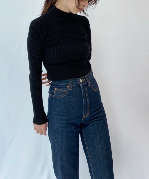 AZUL ENCANTO(アズールエンカント)の「クールクール ボトルネックリブトップス(Tシャツ/カットソー・レディース・アイボリー/ブラック・FREE)」の13枚目の写真