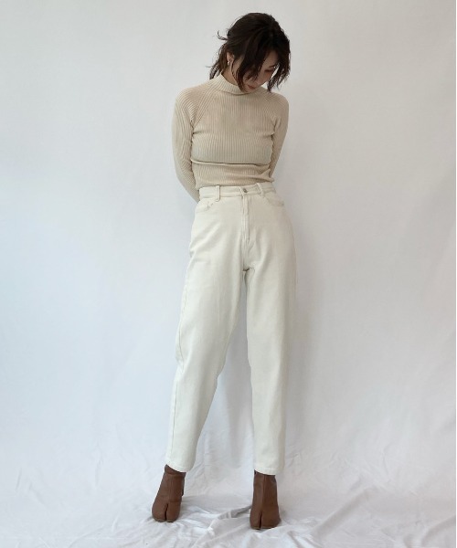 AZUL ENCANTO(アズールエンカント)の「クールクール ボトルネックリブトップス(Tシャツ/カットソー・レディース・アイボリー/ブラック・FREE)」の20枚目の写真