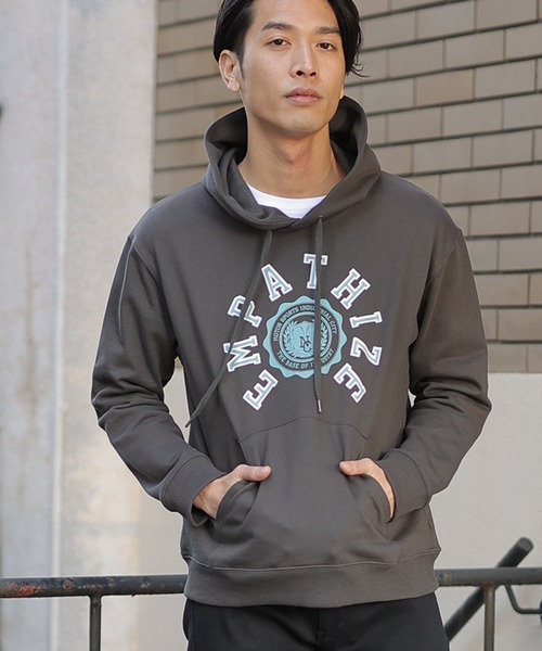 UNION STATION（ユニオンステーション）の「カレッジロゴプリントパーカー（パーカー・メンズ・ホワイト/ネイビー/チャコール・LL/M/L）」の2枚目の写真