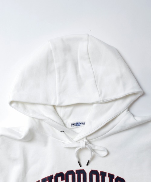 UNION STATION（ユニオンステーション）の「カレッジロゴプリントパーカー（パーカー・メンズ・ホワイト/ネイビー/チャコール・LL/M/L）」の5枚目の写真