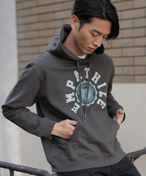 UNION STATION（ユニオンステーション）の「カレッジロゴプリントパーカー（パーカー・メンズ・ホワイト/ネイビー/チャコール・LL/M/L）」の10枚目の写真