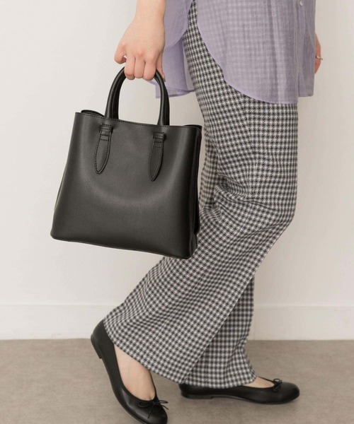 RODE SKO（ロデスコ）の「2WAYボックス型トートバッグ（トートバッグ・レディース・ブラック/ボルドー/モカ/グリーン系その他/アイボリー/キャメル/グレー/イエロー系その他・ONE）」の13枚目の写真