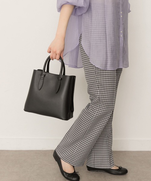 RODE SKO（ロデスコ）の「2WAYボックス型トートバッグ（トートバッグ・レディース・ブラック/ボルドー/モカ/グリーン系その他/アイボリー/キャメル/グレー/イエロー系その他・ONE）」の18枚目の写真