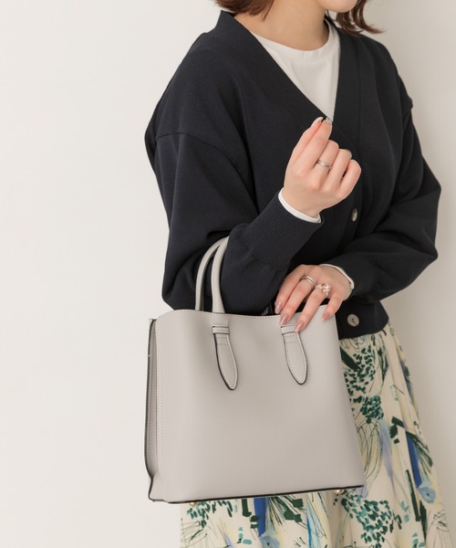 RODE SKO（ロデスコ）の「2WAYボックス型トートバッグ（トートバッグ・レディース・ブラック/ボルドー/モカ/グリーン系その他/アイボリー/キャメル/グレー/イエロー系その他・ONE）」の4枚目の写真