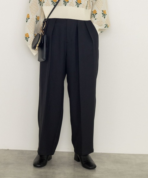 w closet（ダブルクローゼット）の「ポリツイルタックパンツ（その他パンツ・レディース・ブラック/カーキ/グリーン/ピンク系その他・FREE）」の2枚目の写真