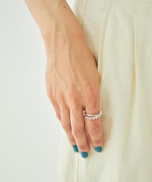 green label relaxing(グリーンレーベルリラクシング)の「<Chainon(シェノン)>ボールダブルライン シルバー リング(リング・レディース・シルバー・FREE)」の5枚目の写真