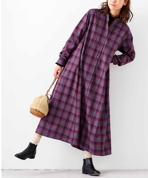 Live in comfort（リブインコンフォート）の「リブ　イン　コンフォート　たっぷり感が素敵なきれいめチェック柄シャツワンピース（シャツワンピース・レディース・オレンジ系その他/ブルーグレー/ホワイト×グリーン/ブラック系その他・SMALL/MEDIUM/LARGE/X-LARGE/XX-LARGE/NM/XXX-LARGE）」の8枚目の写真