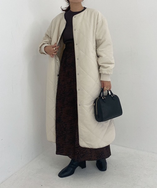 archives（アルシーヴ）の「中綿キルトパイピングロングコート（その他アウター・レディース・ベージュ/ブラウン/アイボリー・MEDIUM）」の2枚目の写真