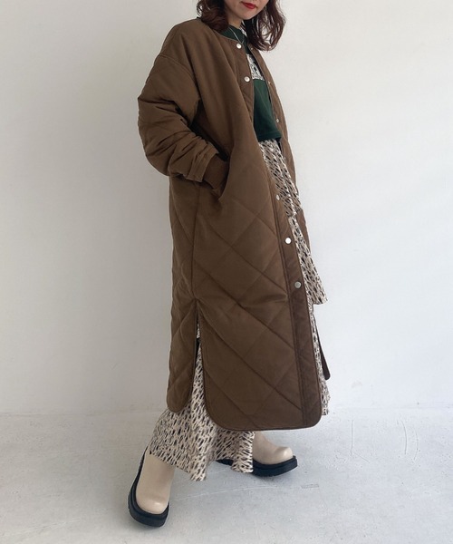 archives（アルシーヴ）の「中綿キルトパイピングロングコート（その他アウター・レディース・ベージュ/ブラウン/アイボリー・MEDIUM）」の11枚目の写真