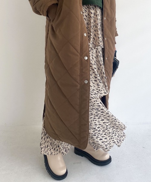 archives（アルシーヴ）の「中綿キルトパイピングロングコート（その他アウター・レディース・ベージュ/ブラウン/アイボリー・MEDIUM）」の14枚目の写真