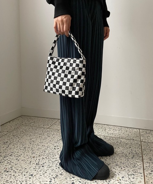 Didot.showroom（ディドット ショールーム）の「checker mini bag（トートバッグ・レディース・ブラック/グリーン・FREE）」の14枚目の写真