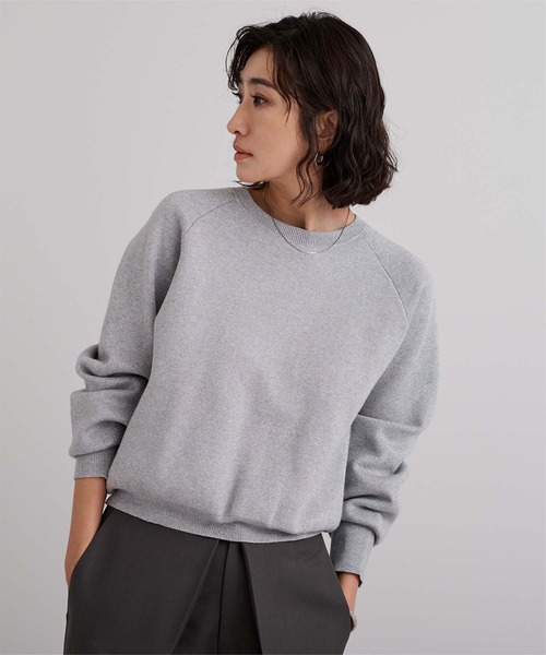 UR'S（ユアーズ）の「【ベストセラー/26SS/新色追加】スウェットライクニット（ニット/セーター・レディース・ホワイト/ベージュ/ブルー/ネイビー/ブラック/グリーン/ライトグリーン/ピンク/ライトグレー/ホワイト系その他/ホワイト×ブラック/ブルー系その他/杢グレー/グリーン系その他/レッド/チャコール/ライトブルー/キャメル/ベージュ系その他/グレー・S/M/L/MP）」の7枚目の写真