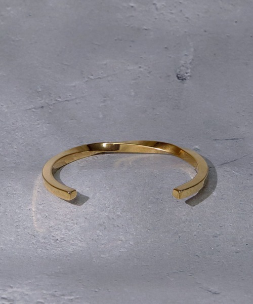 バングル　リストバンド 39/サンク SQ TWIST BANGLE（バングル/リストバンド