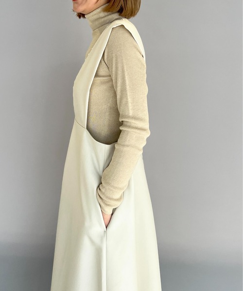 PICCIN（ピッチン）の「ワンサイドパールジャンスカ（ジャンパースカート・レディース・ブラック/アイボリー・M）」の4枚目の写真