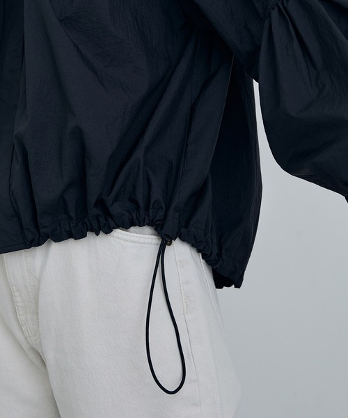 ADAM ET ROPE'（アダムエロペ）の「【サステナブル】シアーブラウスカーディガン（カーディガン/ボレロ・レディース・ホワイト/ブラック・FREE）」の12枚目の写真