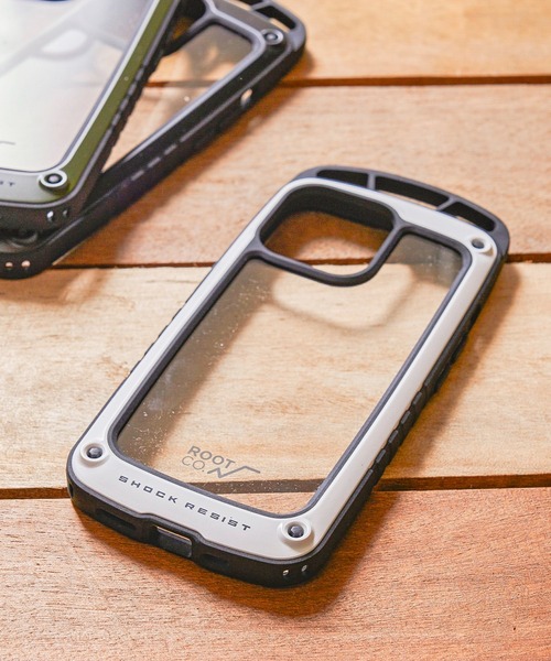 ROOT CO.(ルート)の「ROOT CO. iPhone 13Pro専用 GRAVITY Shock Resist Case Elk. GSE-439100 / GSE-439117 / GSE-439124(スマホケース/カバー・メンズ・カーキ/ホワイト/ブラック・F)」の2枚目の写真