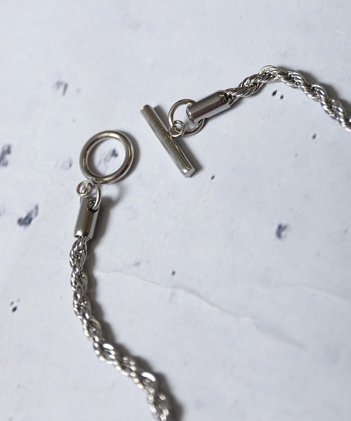 SPINNS（スピンズ）の「チェーンネックレス/スパイラル（ネックレス・メンズ・シルバー/ゴールド・60cm）」の7枚目の写真