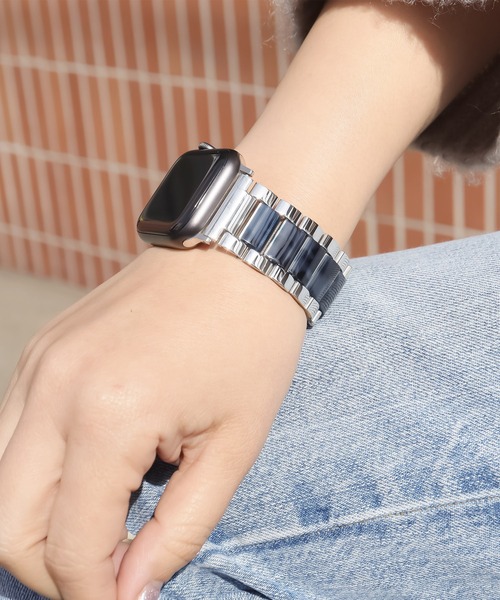 Urban Coral(アーバンコーラル)の「Apple Watch Band / アップルウォッチ バンド ステンレス×マーブルキャンディー / Urban Coral(デジタル腕時計・レディース・ブラウン系その他/ホワイト系その他/ネイビー/ピンク系その他/ホワイト系その他2/ネイビー系2/ピンク系その他2/ブラウン系その他2・40mm/44mm)」の6枚目の写真