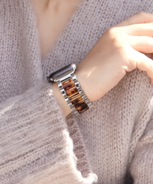Urban Coral(アーバンコーラル)の「Apple Watch Band / アップルウォッチ バンド ステンレス×マーブルキャンディー / Urban Coral(デジタル腕時計・レディース・ブラウン系その他/ホワイト系その他/ネイビー/ピンク系その他/ホワイト系その他2/ネイビー系2/ピンク系その他2/ブラウン系その他2・40mm/44mm)」の4枚目の写真