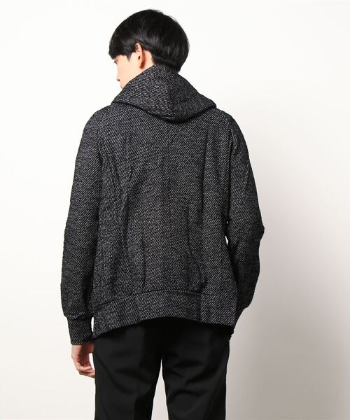 ARMURE（アルミュール）の「ARMURE/アルミュール/ループネップパーカー（パーカー・メンズ・ブラック・2/3）」の3枚目の写真