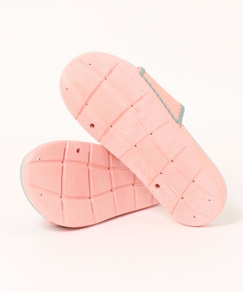 Fun & Daily（ファンアンドデイリー）の「PVCカラーリボンイージーサンダル（サンダル・レディース・ピンク/イエロー/グリーン/オレンジ・SMALL/MEDIUM）」の6枚目の写真