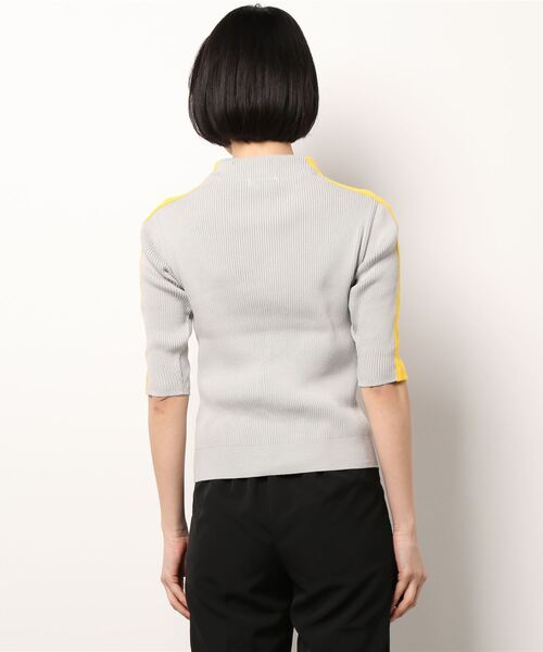 Lui's（ルイス）の「スリーブ配色ラインニット（ニット/セーター・レディース・グレー/ブラック/アイボリー・FREE）」の9枚目の写真