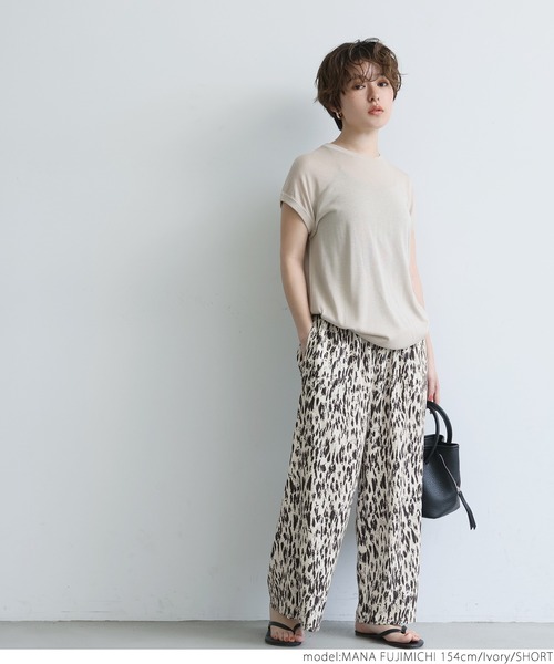 coca（coca）（コカ）の「ペインティングリラックスパンツ（その他パンツ・レディース・ブラック/アイボリー・SHORT/LONG）」の3枚目の写真