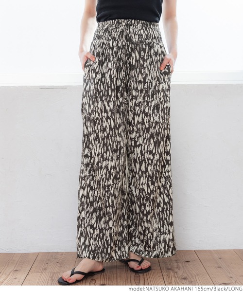 coca（coca）（コカ）の「ペインティングリラックスパンツ（その他パンツ・レディース・ブラック/アイボリー・SHORT/LONG）」の10枚目の写真