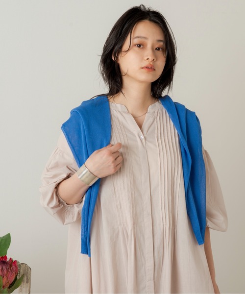 ANGIE（アンジー）の「コットンピンタックシャツワンピース（シャツワンピース・レディース・カーキ/スミクロ/ライトベージュ/オフホワイト・FREE）」の9枚目の写真