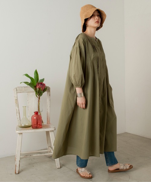 ANGIE（アンジー）の「コットンピンタックシャツワンピース（シャツワンピース・レディース・カーキ/スミクロ/ライトベージュ/オフホワイト・FREE）」の20枚目の写真