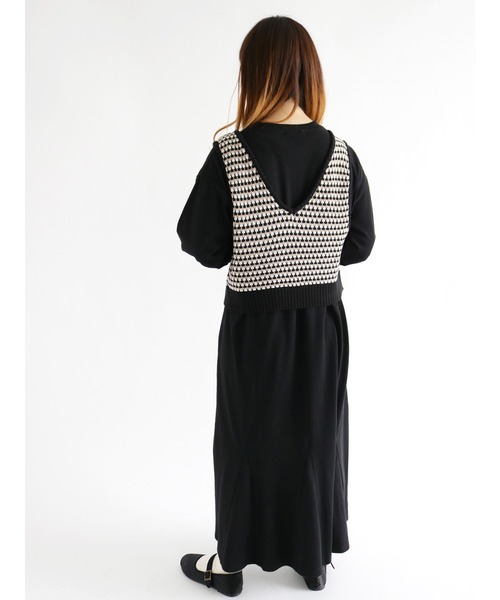 ehka sopo(エヘカソポ)の「柄編み前後着ニットビスチェ(ニット/セーター・レディース・ブラック/ベージュ/サックスブルー/グリーン・フリ-)」の14枚目の写真