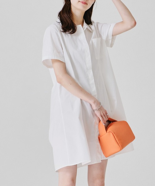 acro（アクロ）の「■■パッチポケット付きタック入りオーバーサイズシャツワンピース/AC1379（シャツワンピース・レディース・ホワイト/ベージュ・ﾌﾘ-）」の2枚目の写真