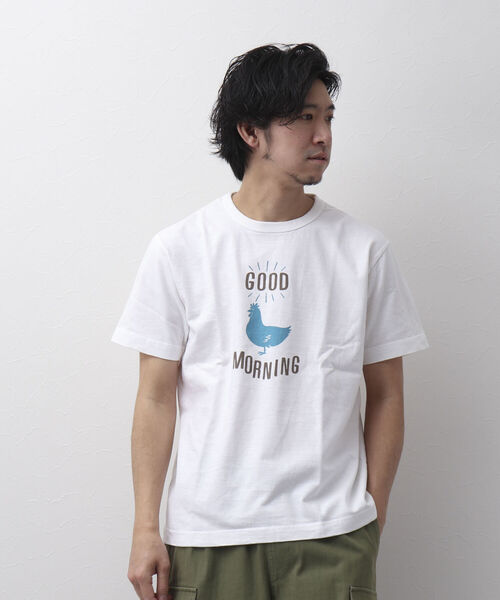 BARNS OUTFITTERS(バーンズアウトフィッターズ)の「【BARNS OUTFITTERS】別注 吊り編みTシャツ GOOD MORNING ニワトリ(Tシャツ/カットソー・メンズ・ベージュ/レッド/ホワイト・LARGE/SMALL/X-LARGE/MEDIUM)」の16枚目の写真