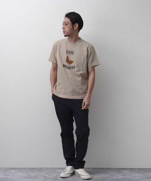 BARNS OUTFITTERS(バーンズアウトフィッターズ)の「【BARNS OUTFITTERS】別注 吊り編みTシャツ GOOD MORNING ニワトリ(Tシャツ/カットソー・メンズ・ベージュ/レッド/ホワイト・LARGE/SMALL/X-LARGE/MEDIUM)」の18枚目の写真