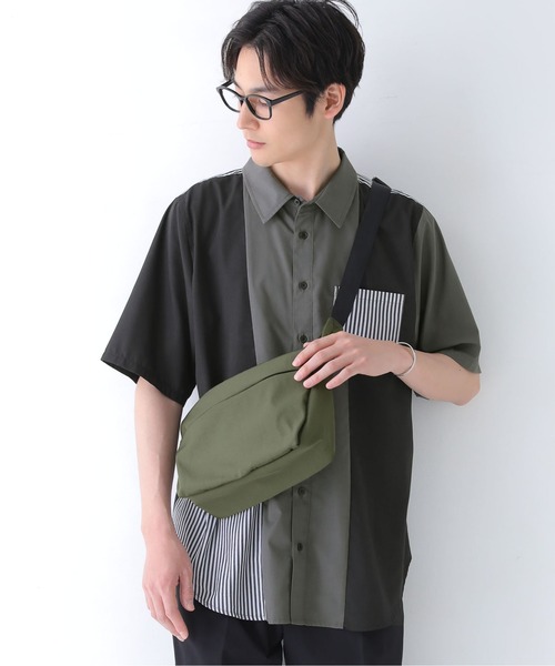 osharewalker（オシャレウォーカー）の「『ウォッシャブルショルダーバッグ』（ショルダーバッグ・レディース・カーキ/グレー/ブラック・FREE）」の4枚目の写真