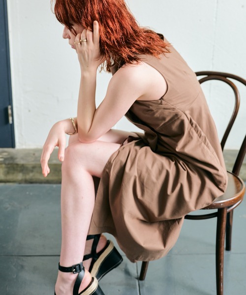 ECRIRE（エクリール）の「【haushinkaコラボ】リネンライク２WAYロングワンピース（ワンピース・レディース・ブラック/ブラウン/ベージュ/ライトグリーン・M/L）」の17枚目の写真