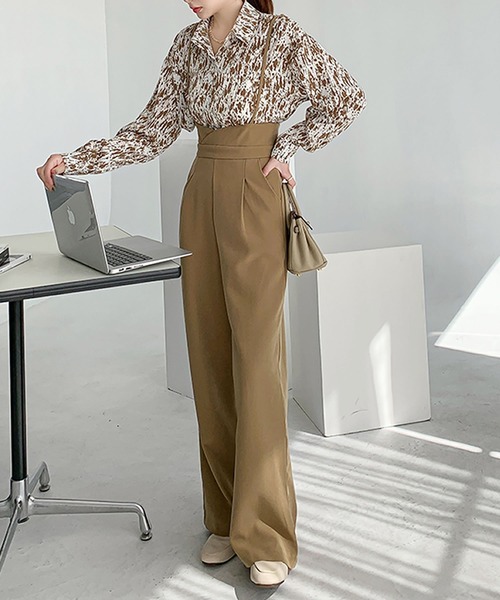 Grandeir（グランディール）の「ハイウエストサロペットパンツ（サロペット/オーバーオール・レディース・ブラック/モカ・M）」の6枚目の写真