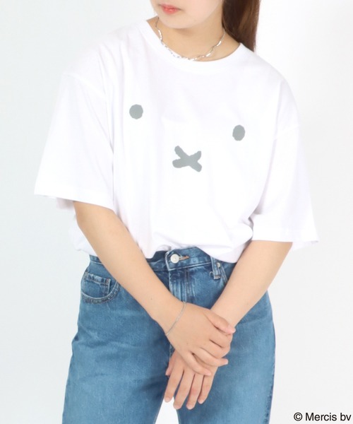 Miffy（ ミッフィー）の「miffy（ミッフィー）キャラクターバックプリントTシャツ/半袖ビッグシルエットT（Tシャツ/カットソー・レディース・ホワイト/ブラック/ホワイト系その他/ブラック系その他・S/M/L）」の19枚目の写真