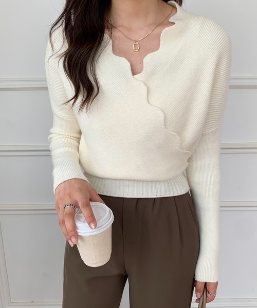 ABITOKYO（アビトーキョー）の「スカラップネック長袖カシュクールニット（ニット/セーター・レディース・ブラック/グリーン/ブルー/オレンジ/ベージュ/アイボリー/モカ・FREE/SMALL）」の20枚目の写真