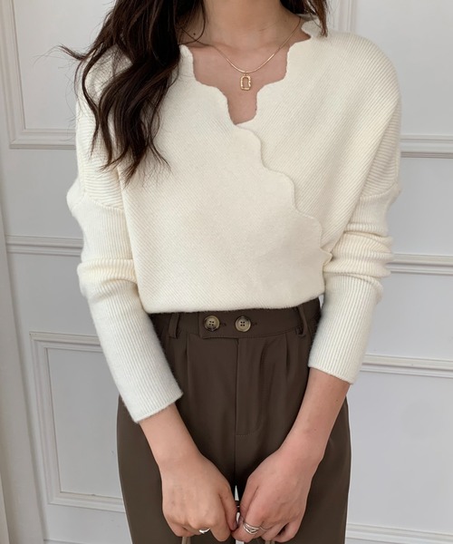 ABITOKYO（アビトーキョー）の「スカラップネック長袖カシュクールニット（ニット/セーター・レディース・ブラック/グリーン/ブルー/オレンジ/ベージュ/アイボリー/モカ・FREE/SMALL）」の13枚目の写真