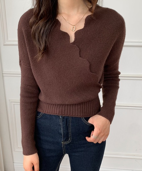 ABITOKYO（アビトーキョー）の「スカラップネック長袖カシュクールニット（ニット/セーター・レディース・ブラック/グリーン/ブルー/オレンジ/ベージュ/アイボリー/モカ・FREE/SMALL）」の8枚目の写真