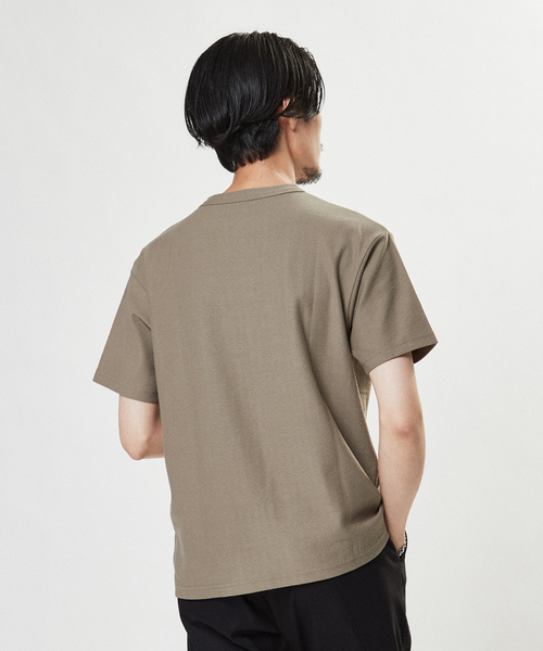 EDIFICE(エディフィス)の「ギザコットン クレープ Tシャツ(Tシャツ/カットソー・メンズ・ブラック/ベージュ/ライトグリーン/サファリグリーン/ホワイト×ホワイト/シャーベット・SMALL/MEDIUM/LARGE)」の10枚目の写真